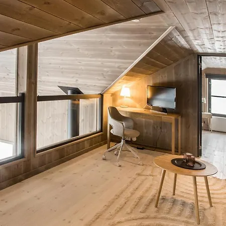 Casa de Férias 4 Bedroom Lovely In Østby